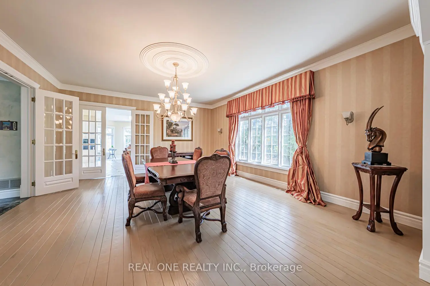 Additional image 7 of 14 Alm Court