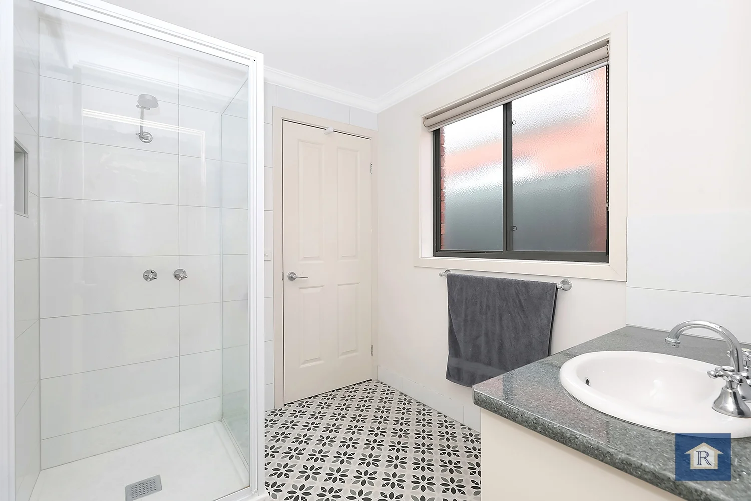 Additional image 10 of 2/66 Curdie Street, Cobden VIC 3266