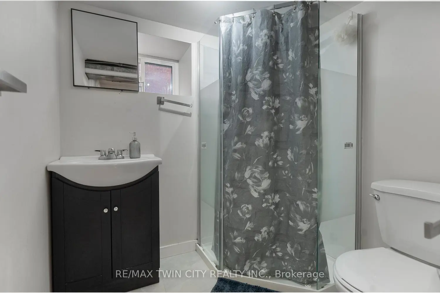 Additional image 14 of 69 Lyons Avenue