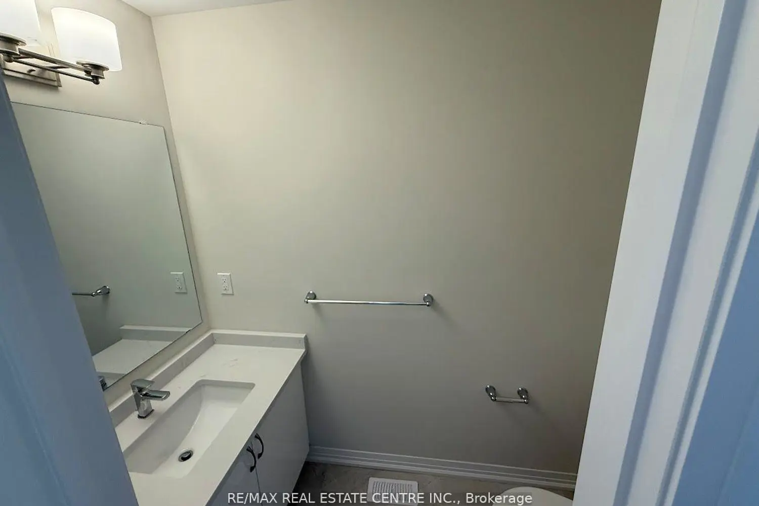 Additional image 7 of 660 Colborne Street 41