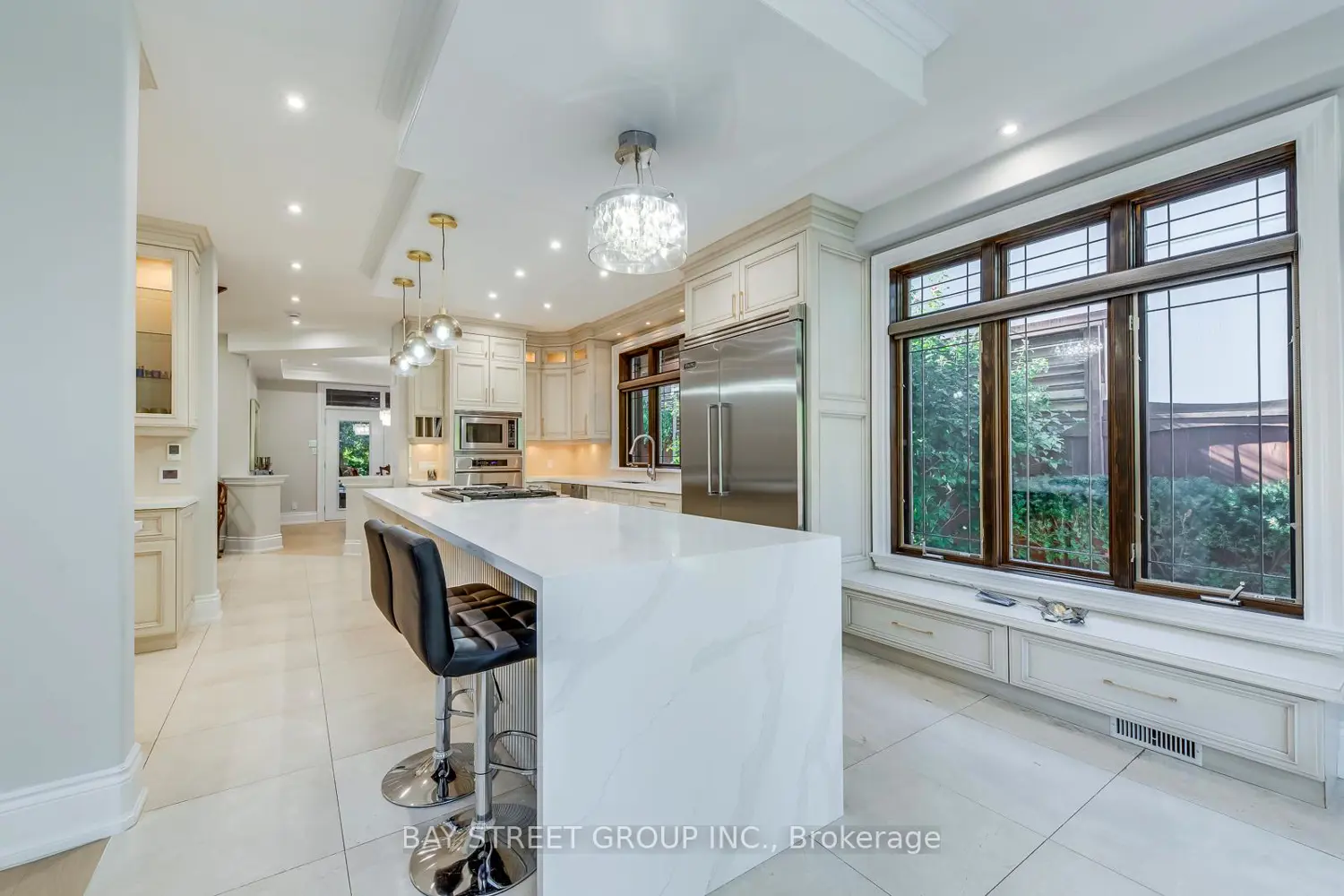 Additional image 4 of 452 Avon Crescent