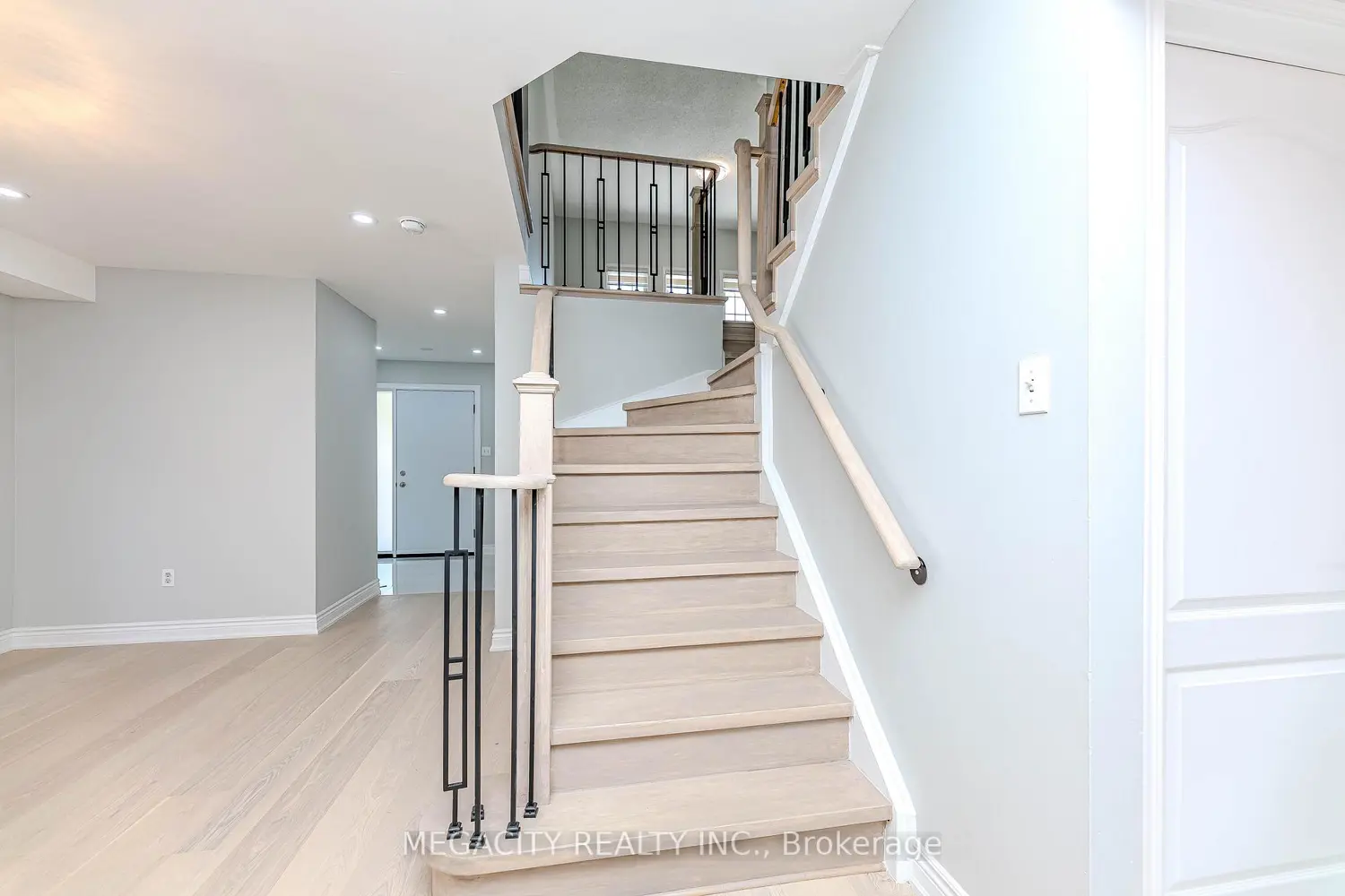 Additional image 7 of 6 Linderwood Drive