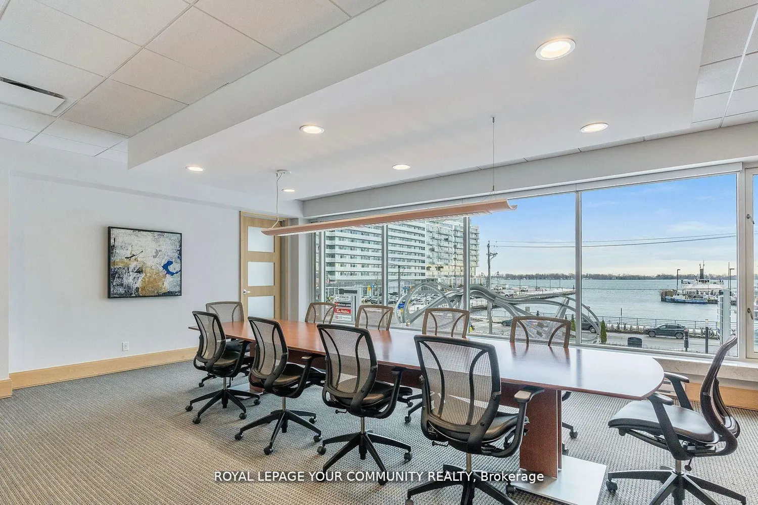Additional image 17 of 10 Queens Quay 2402