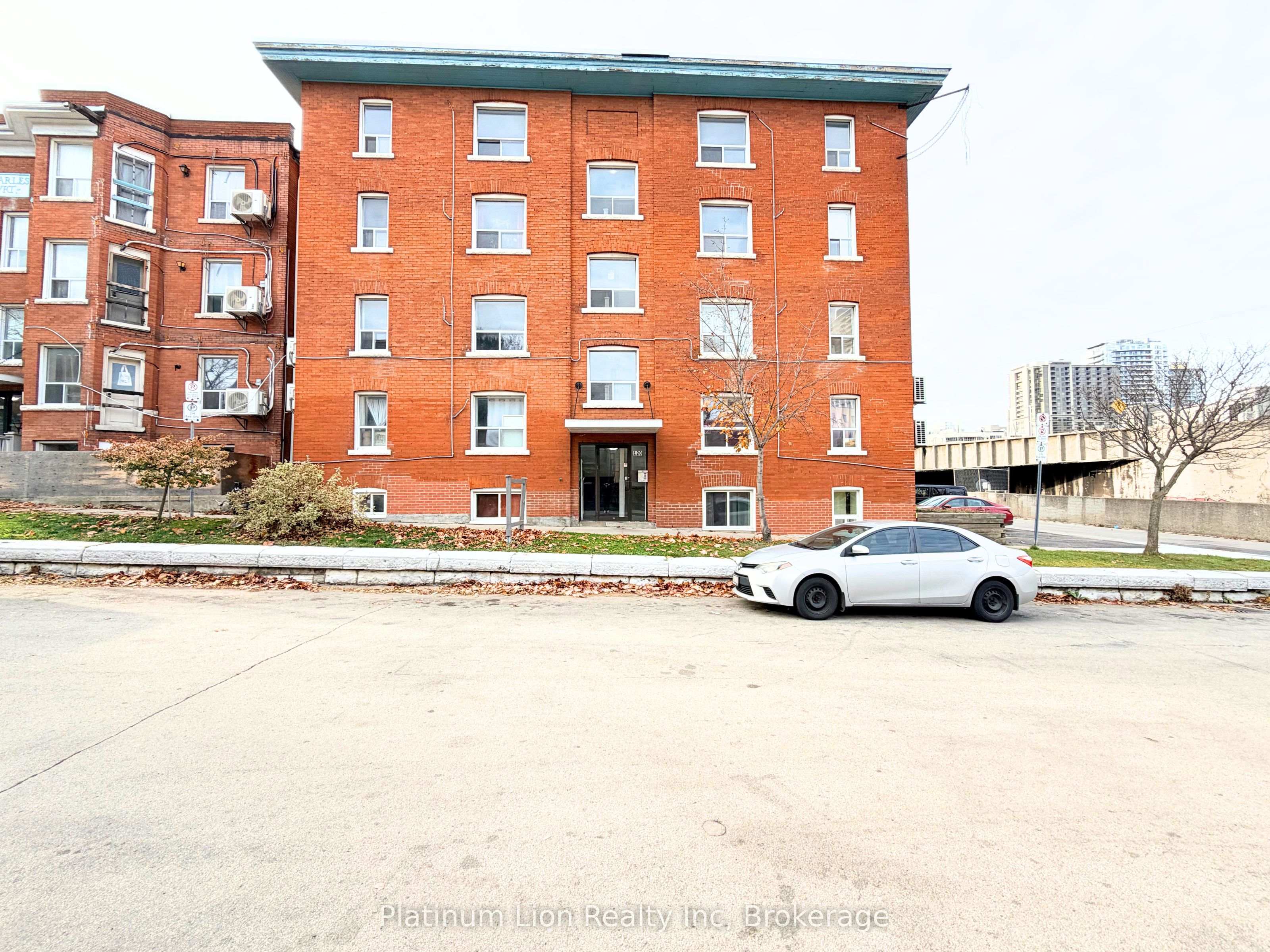 6-120 Charles Street, Hamilton, ON, L8P 3E6