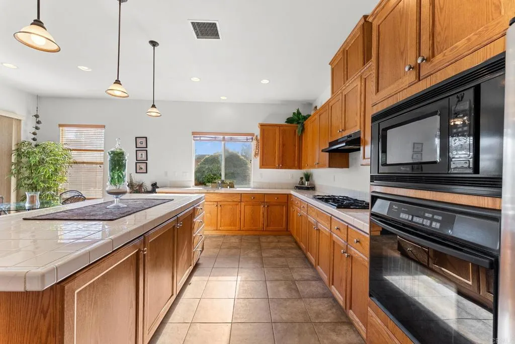 Additional image 28 of 241 Melbourne Glen, Escondido, CA 92026