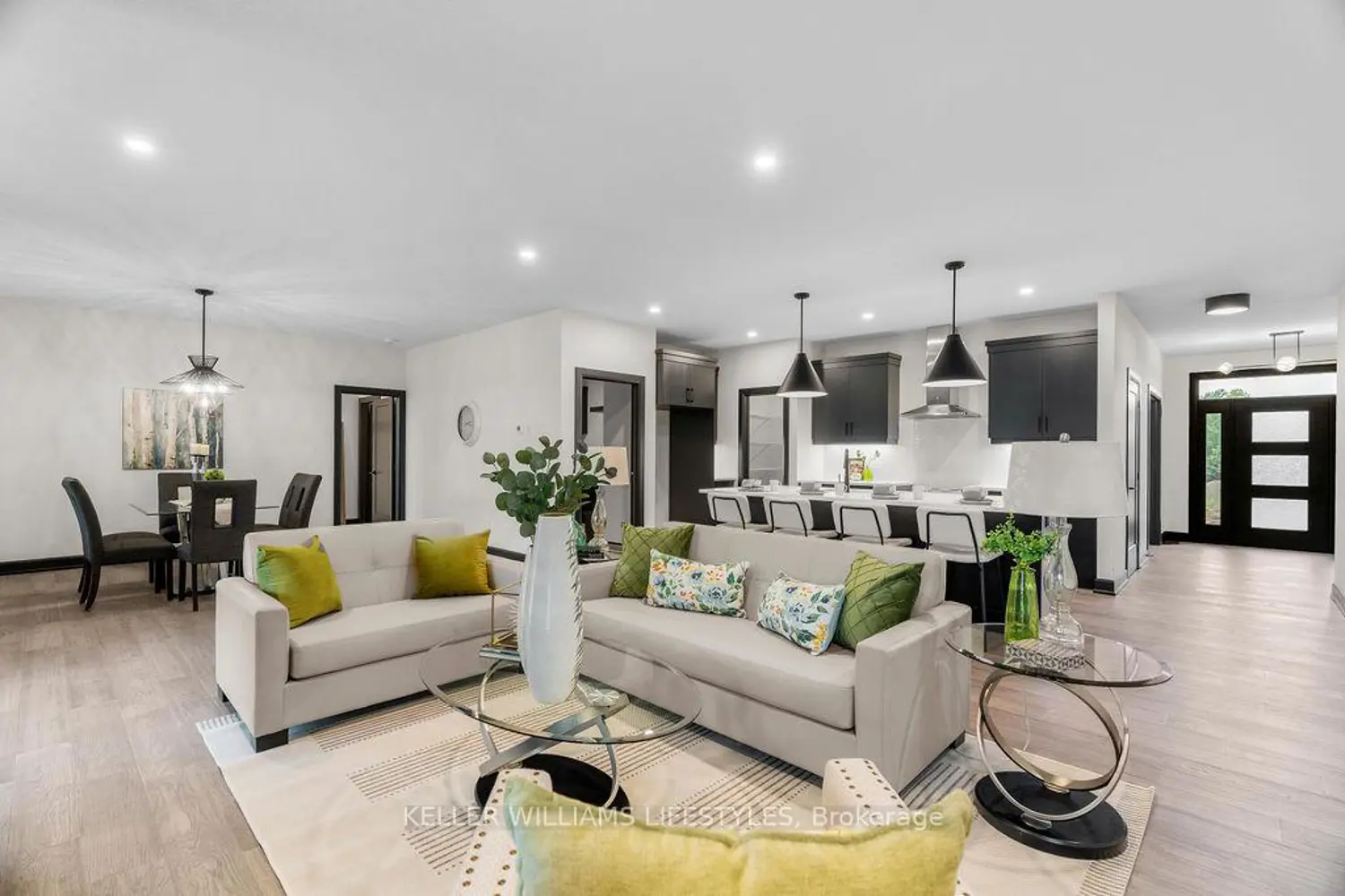 Additional image 9 of 52 East Glen Drive