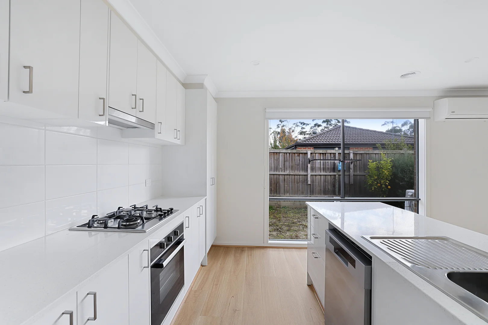 Additional image 5 of 14/96 Lampard Road, Drouin VIC 3818