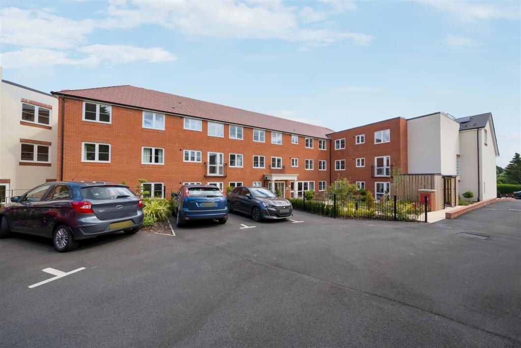 Additional image 11 of St Nicholas Lodge, Kings Norton