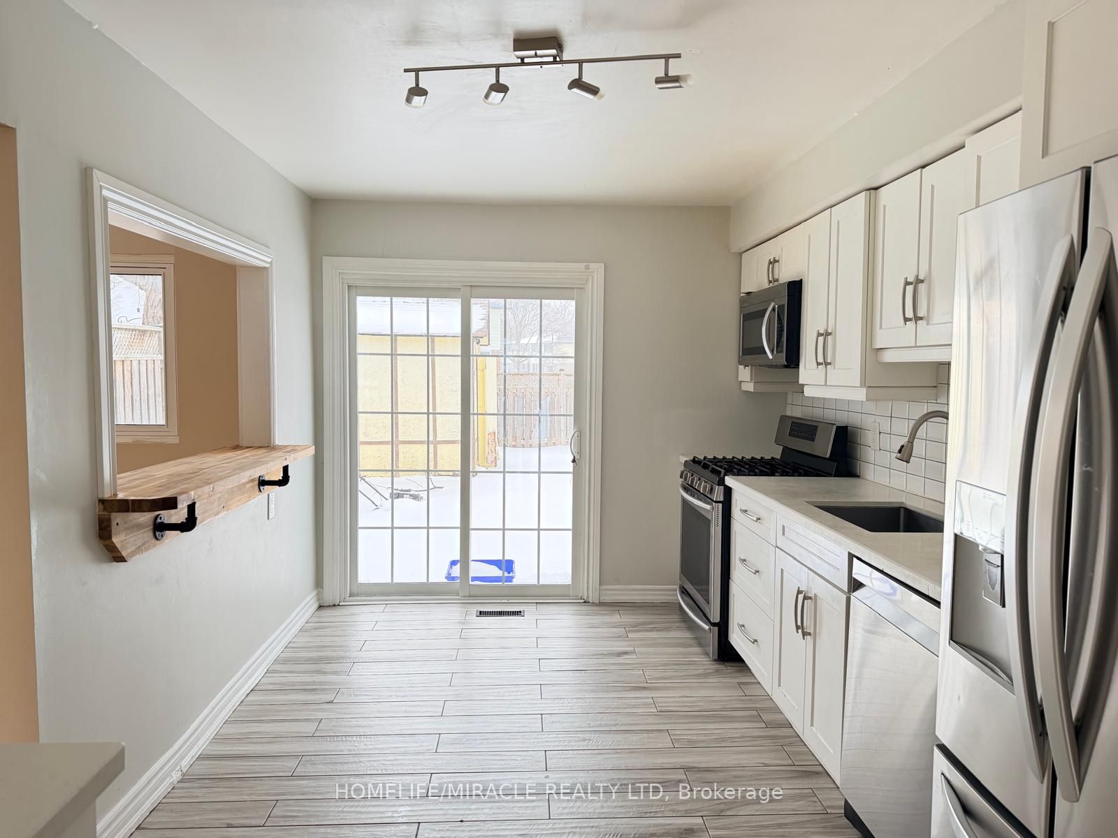 Additional image 5 of 1391 Fenelon Crescent, Oshawa, ON, L1J 6G2