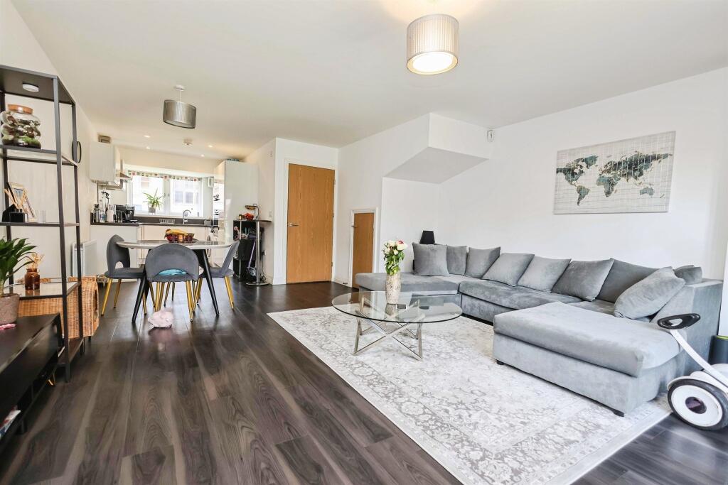 Additional image 4 of New House Farm Drive, Northfield, Birmingham