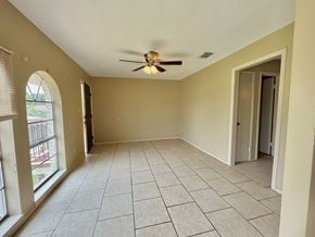Additional image 4 of 3021 Sycamore APT 10, Bay City, TX, 77414