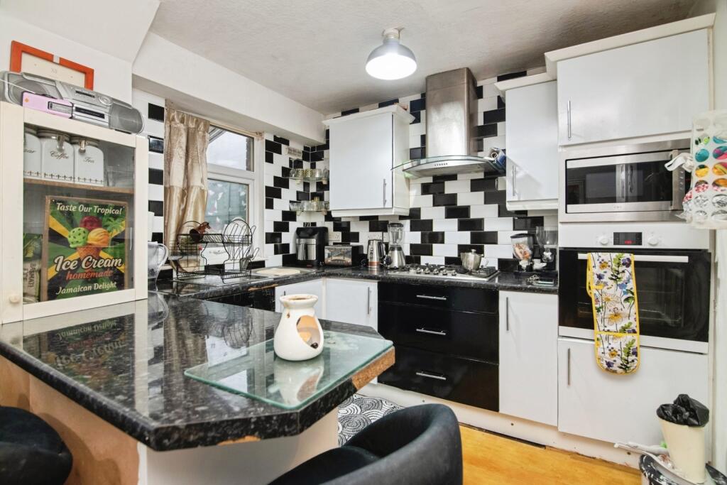 Additional image 6 of Rothesay Croft, BIRMINGHAM, West Midlands, B32