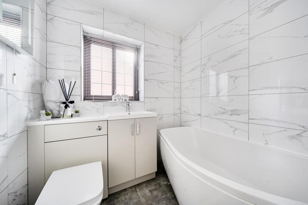 Additional image 16 of 18 Farndon Avenue, Marston Green, Birmingham