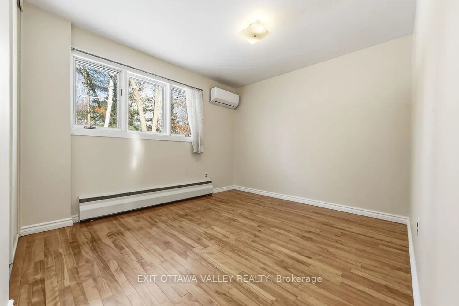 Additional image 3 of 3 Newton Crescent