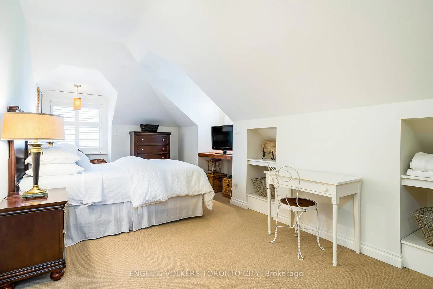 Additional image 12 of 13 Huron Street