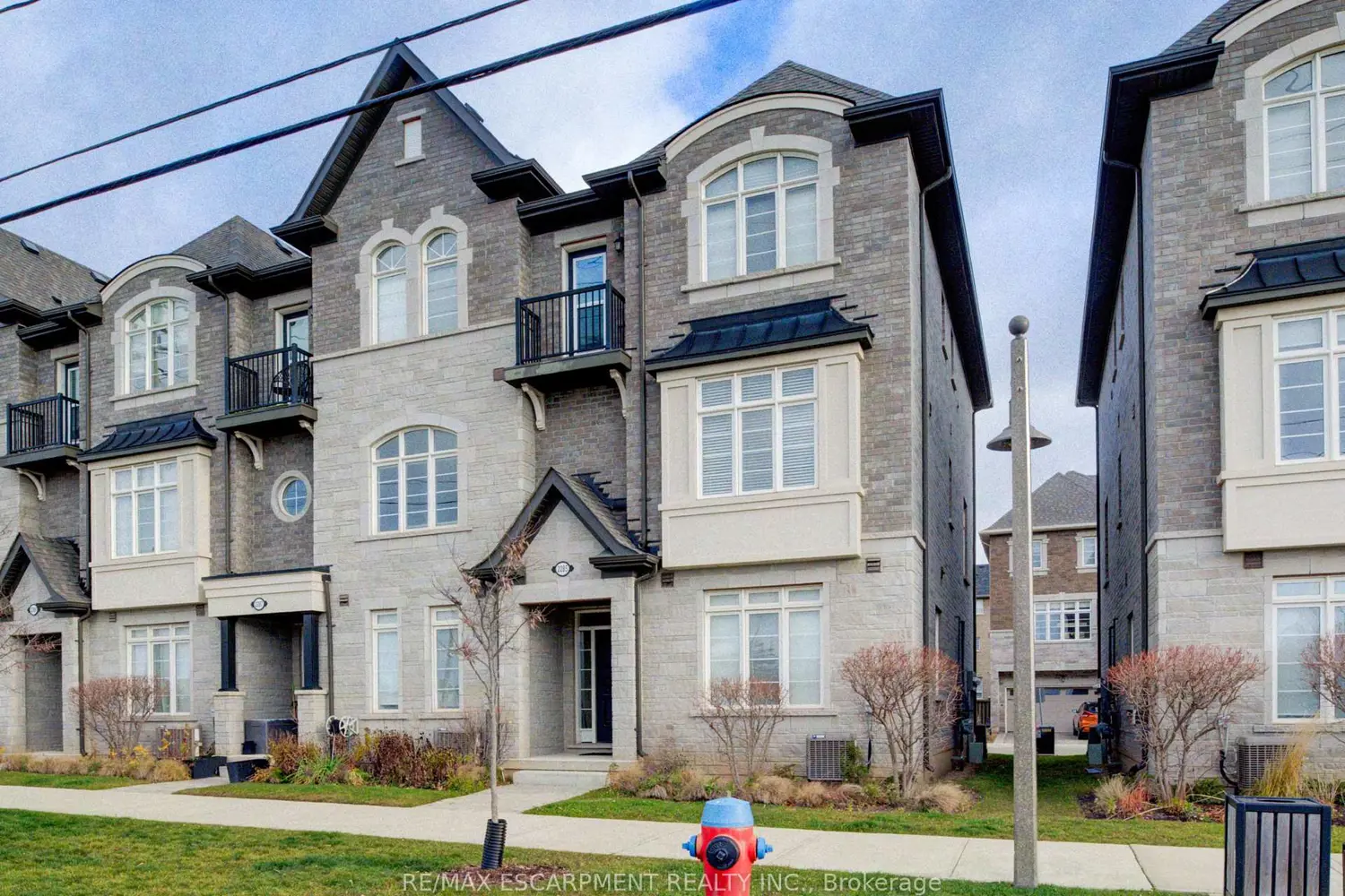 Additional image 2 of 2285 Khalsa Gate