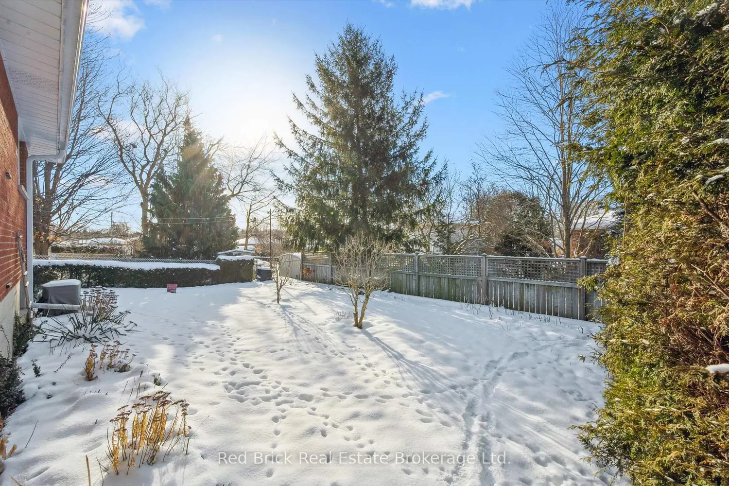 Additional image 19 of 32 Algoma Drive