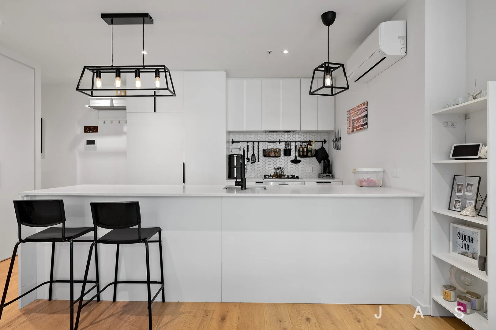 1406/8 Hallenstein Street, Footscray VIC 3011