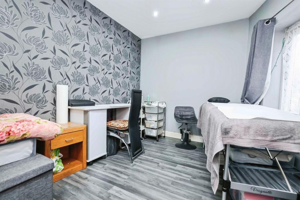 Additional image 11 of Gospel Farm Road, Birmingham