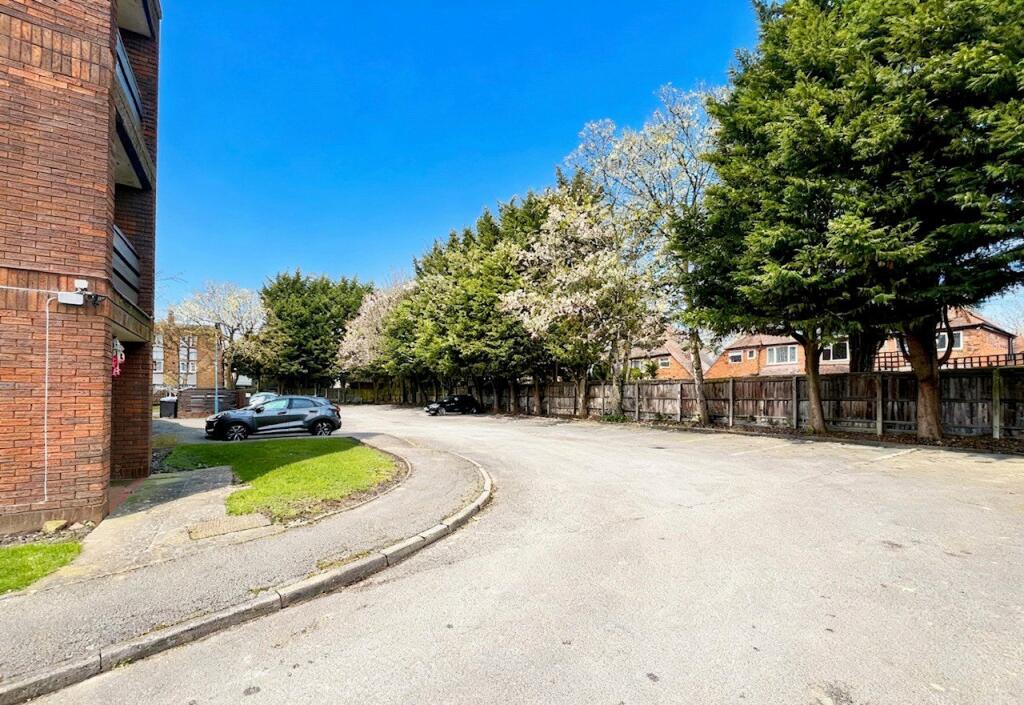 Additional image 8 of Stratford Road, Hall Green, Birmingham, West Midlands, B28