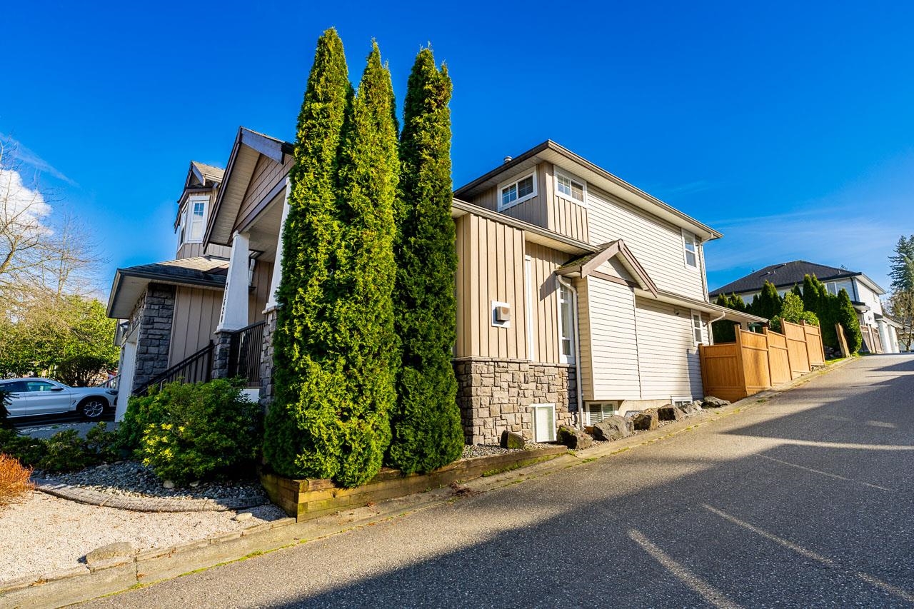 Additional image 2 of 21620 93rd Avenue, Langley, BC, V1M 4E1