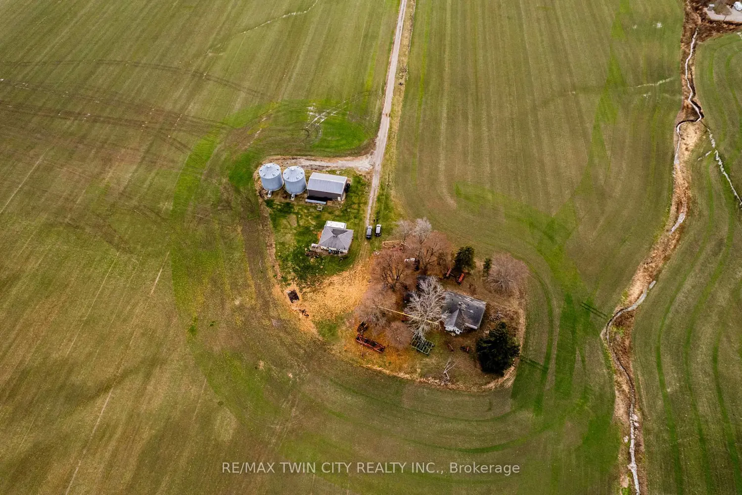 Additional image 17 of 905 Lakeshore Road