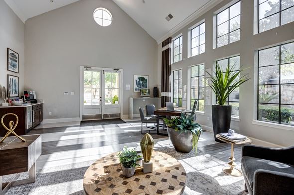 250 Treeline Park, San Antonio, TX, 78209