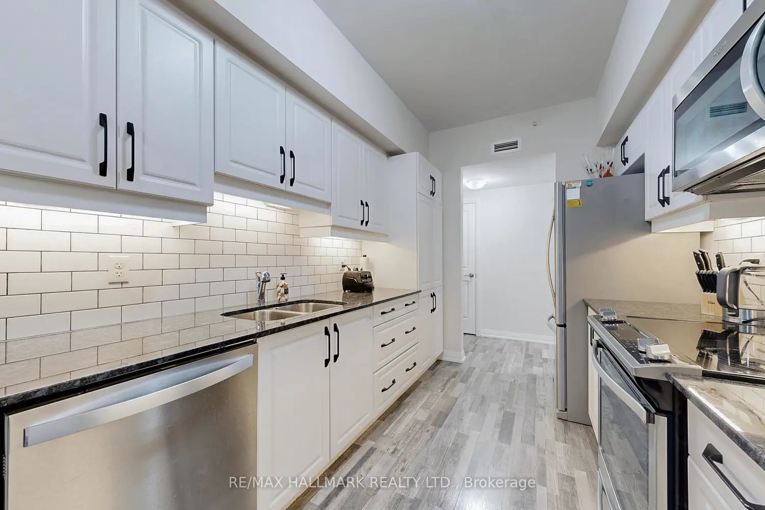 Additional image 6 of 54 Koda Street 417