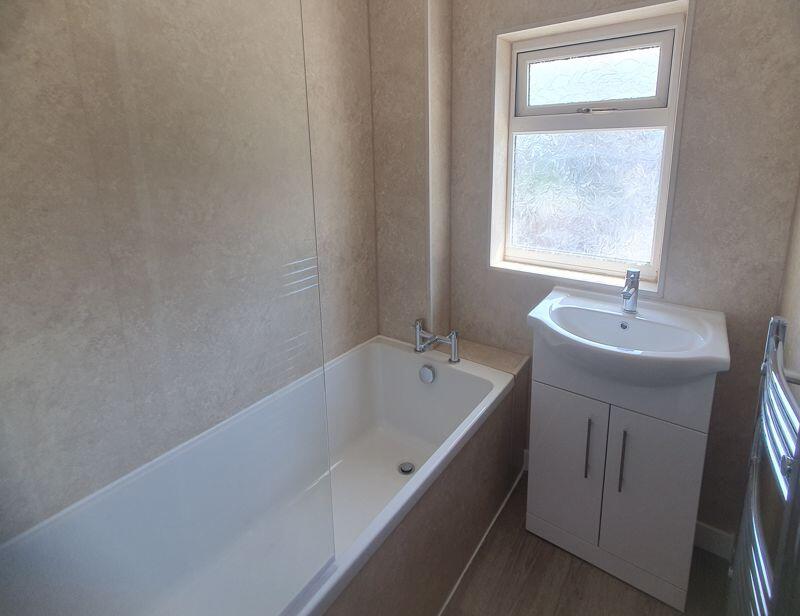 Additional image 8 of Edison Grove, Quinton.