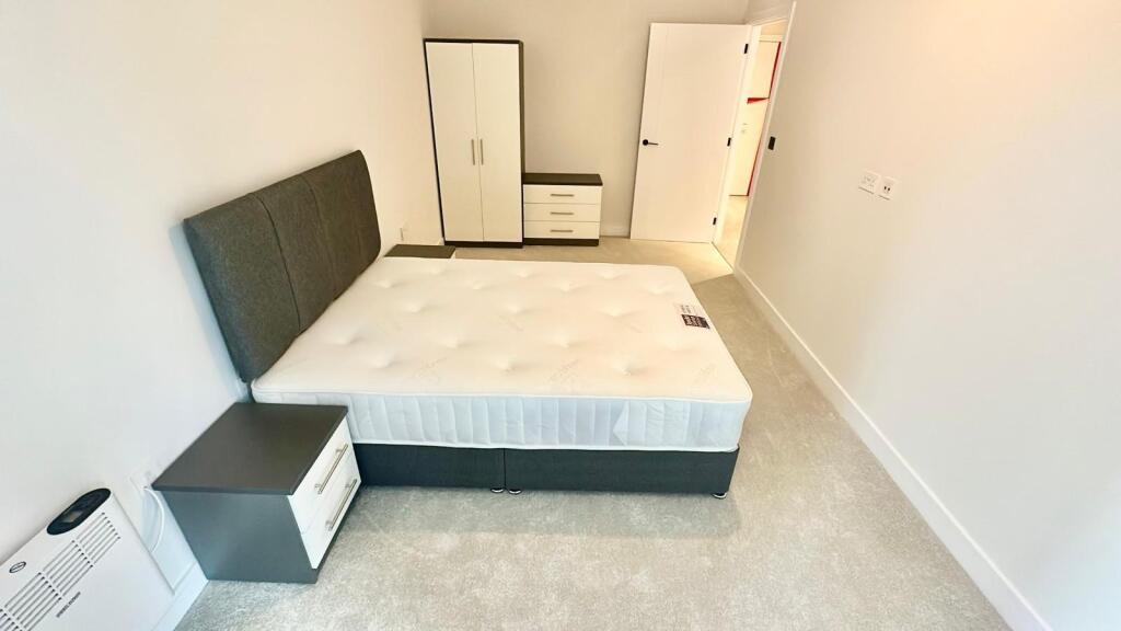 Additional image 11 of Brand New Home- Glasswater Locks, Birmingham, B4