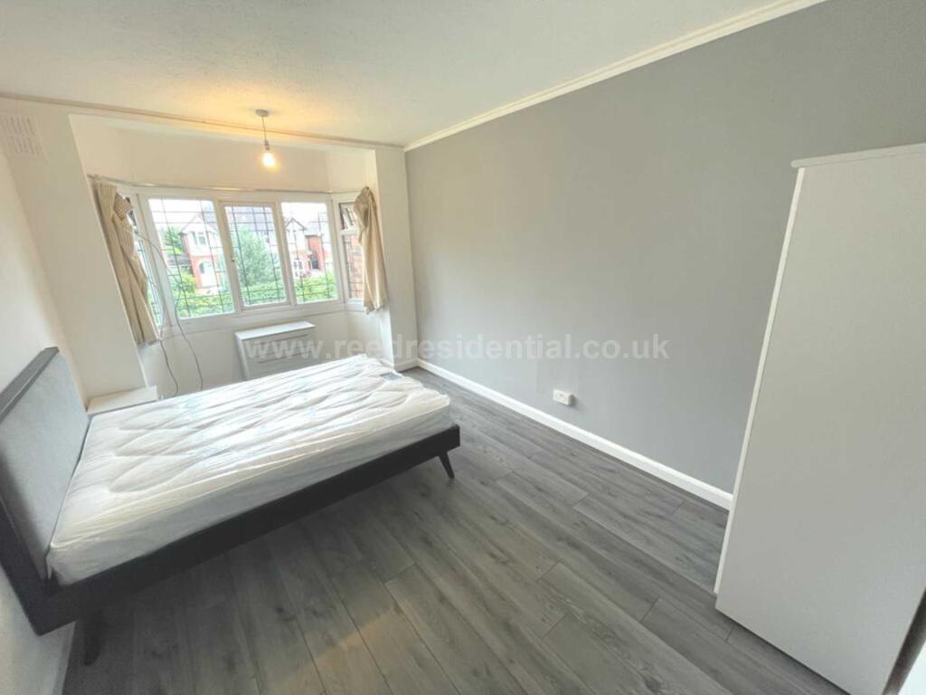 Additional image 8 of Flat 8 Weoley Court, 201 Gibbins Rd, West Midlands, B29