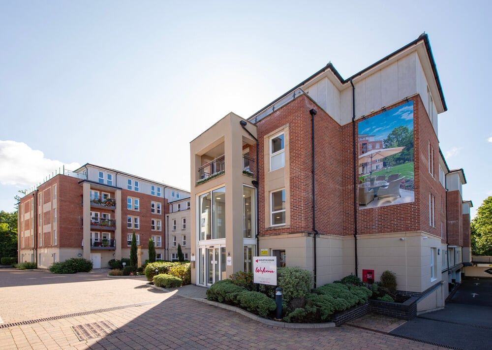 Additional image 9 of 2 bed flat to rentStation Parade, Virginia Water GU25