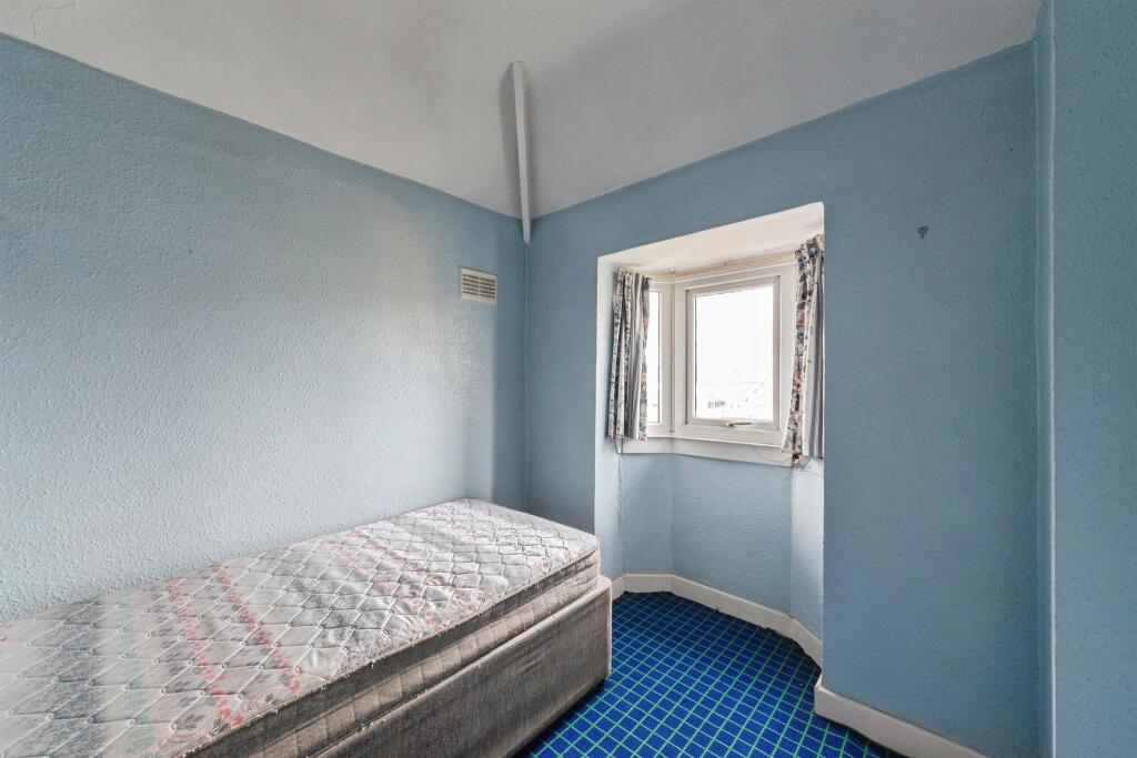 Additional image 10 of Fox Hollies Road, Hall Green, Birmingham