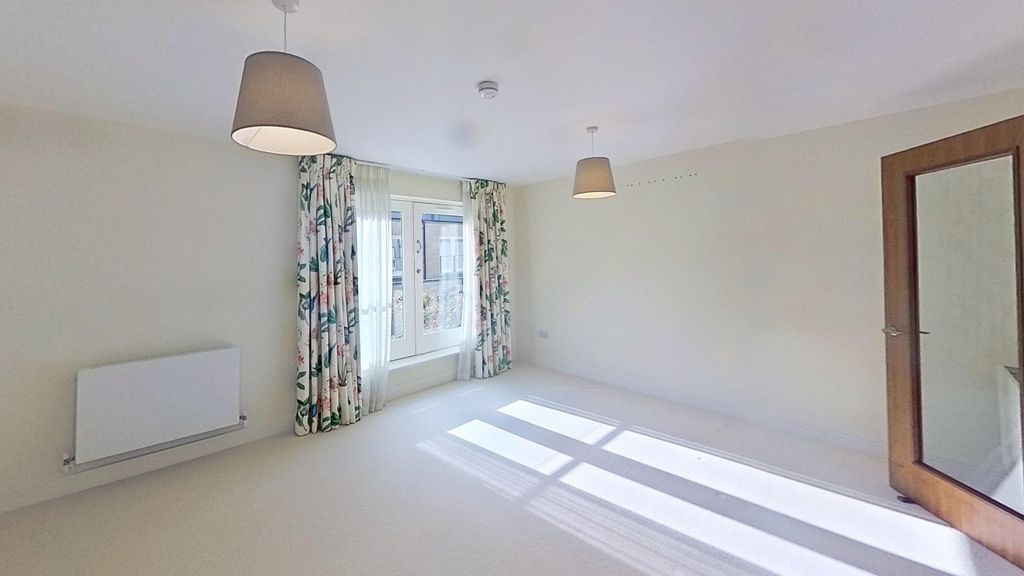Additional image 2 of 4 bed terraced house to rentLarkfield Gardens, Edinburgh EH5