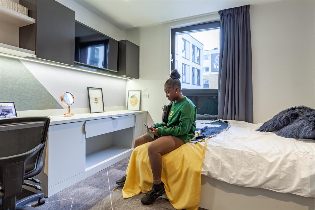 Birmingham | Student | September