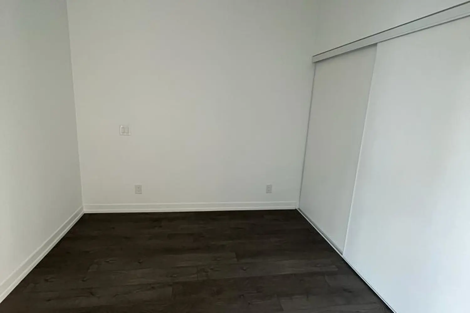 Additional image 6 of 270 Dufferin Street 914