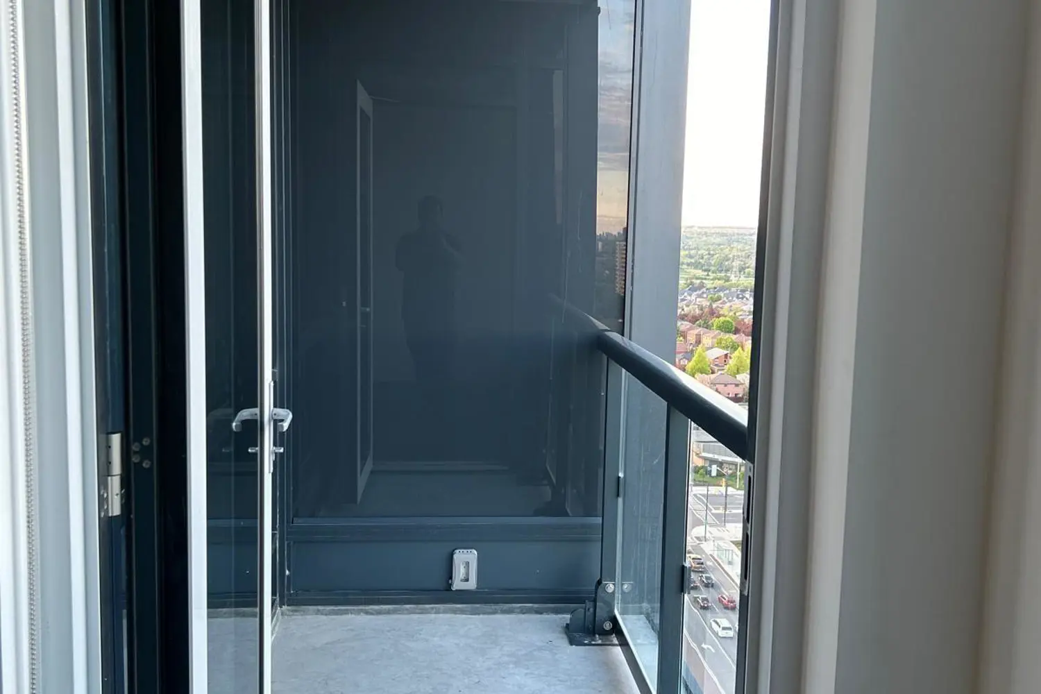 Additional image 14 of 7950 Bathurst Street 1807