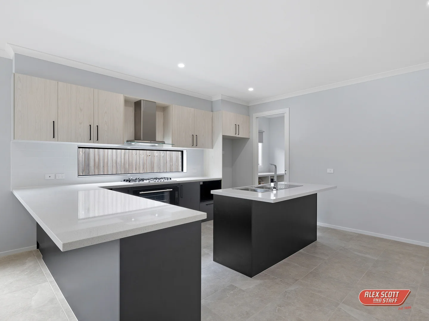 Additional image 2 of 30 Pembrey Loop, Cowes VIC 3922