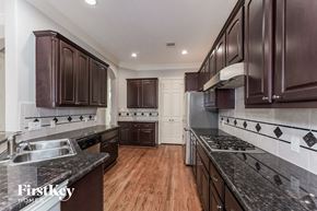 Additional image 4 of 3215 Holly Thicket Dr, Houston, TX, 77042