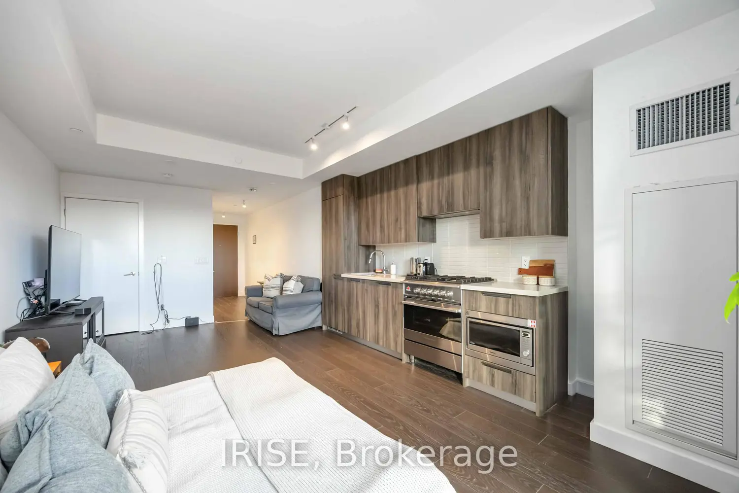 Additional image 9 of 160 Kingsway Crescent 416
