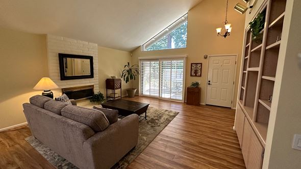 1813 Discovery Village Lane, Gold River, CA, 95670