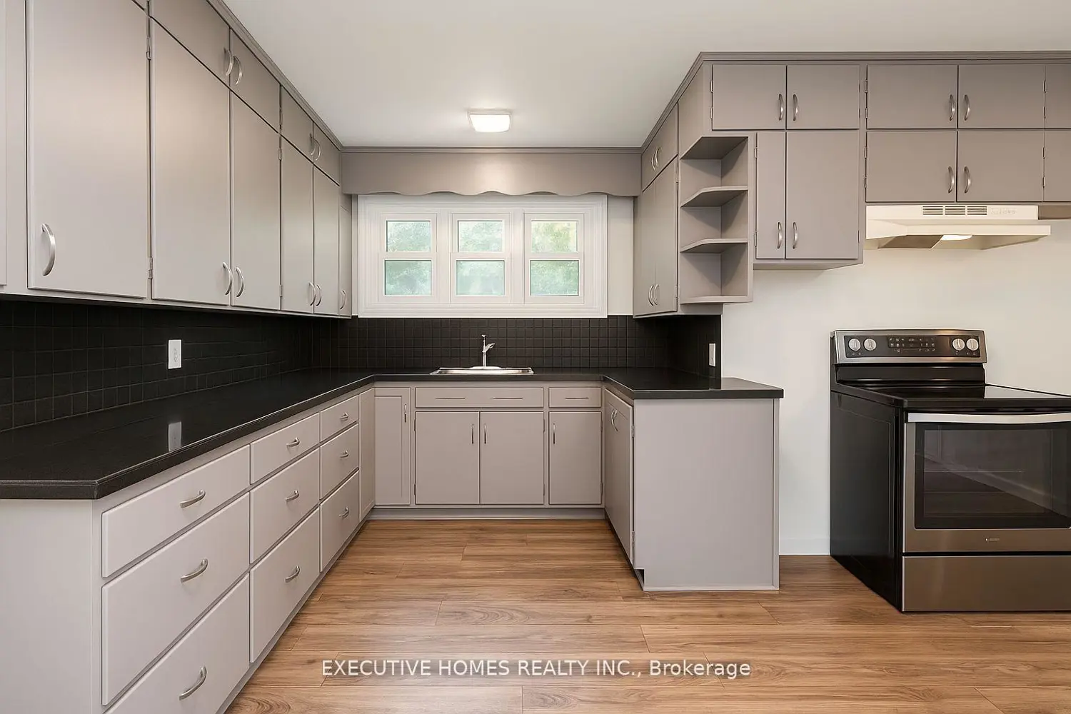 Additional image 19 of 650 Oxford Street