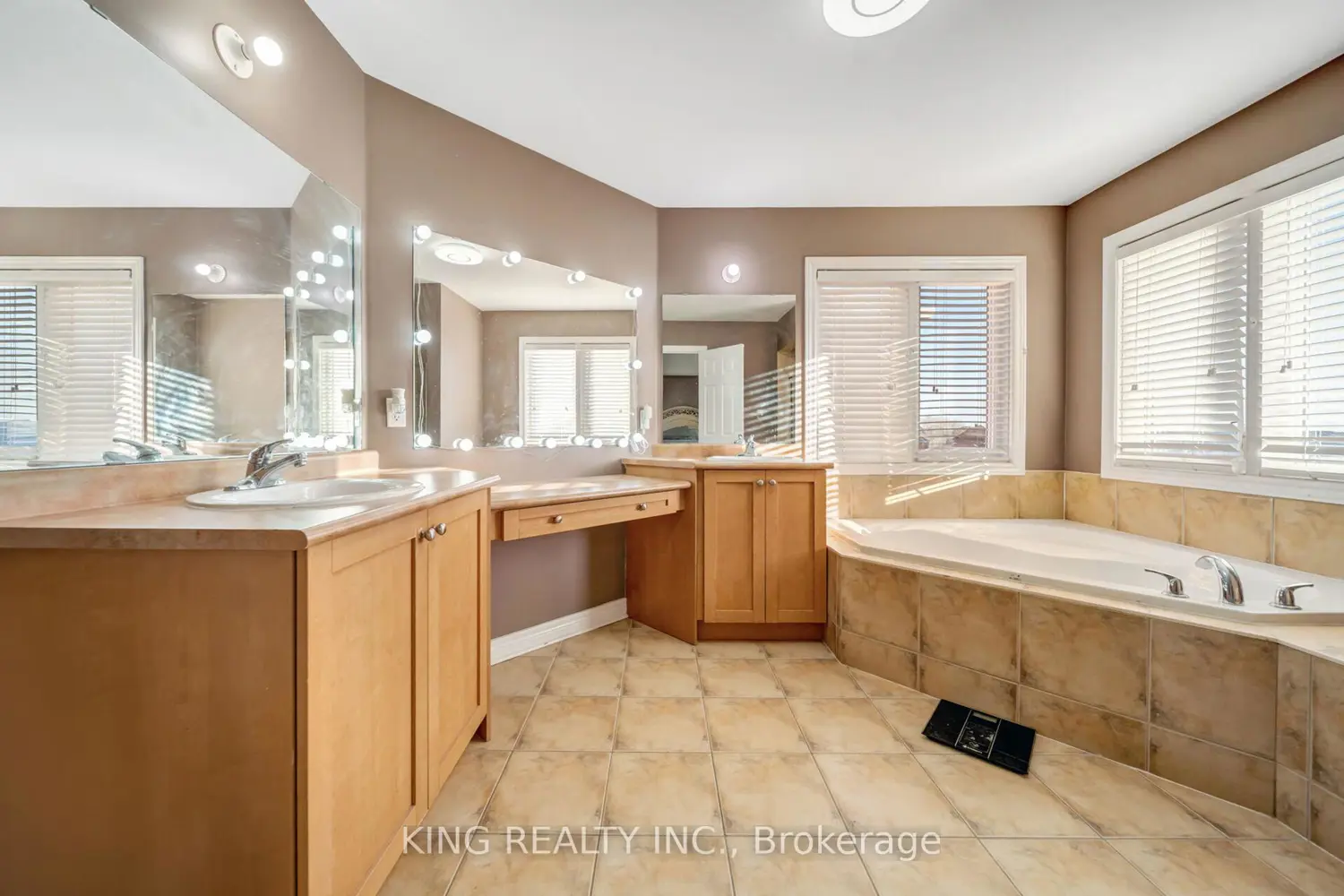 Additional image 7 of 14 Seahorse Avenue