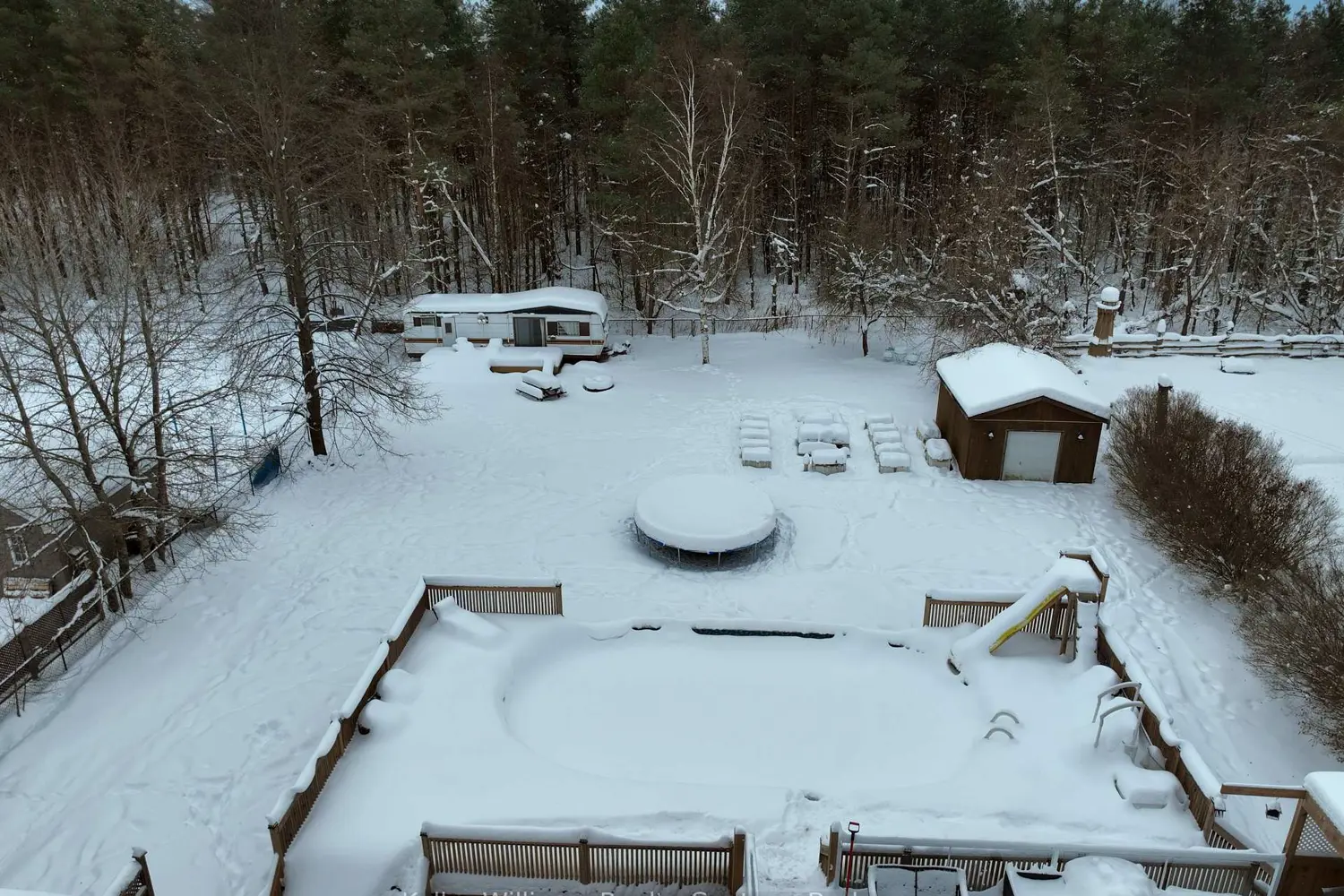 Additional image 8 of 27 Pine Tree Drive