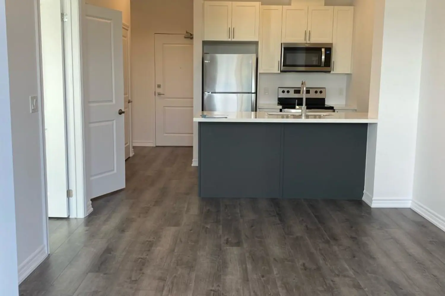 Additional image 2 of 5055 Greenlane Road 604