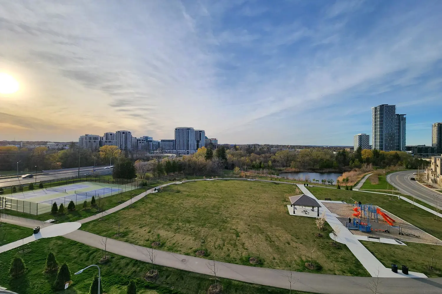 Additional image 4 of 18 Rouge Valley Drive 615C