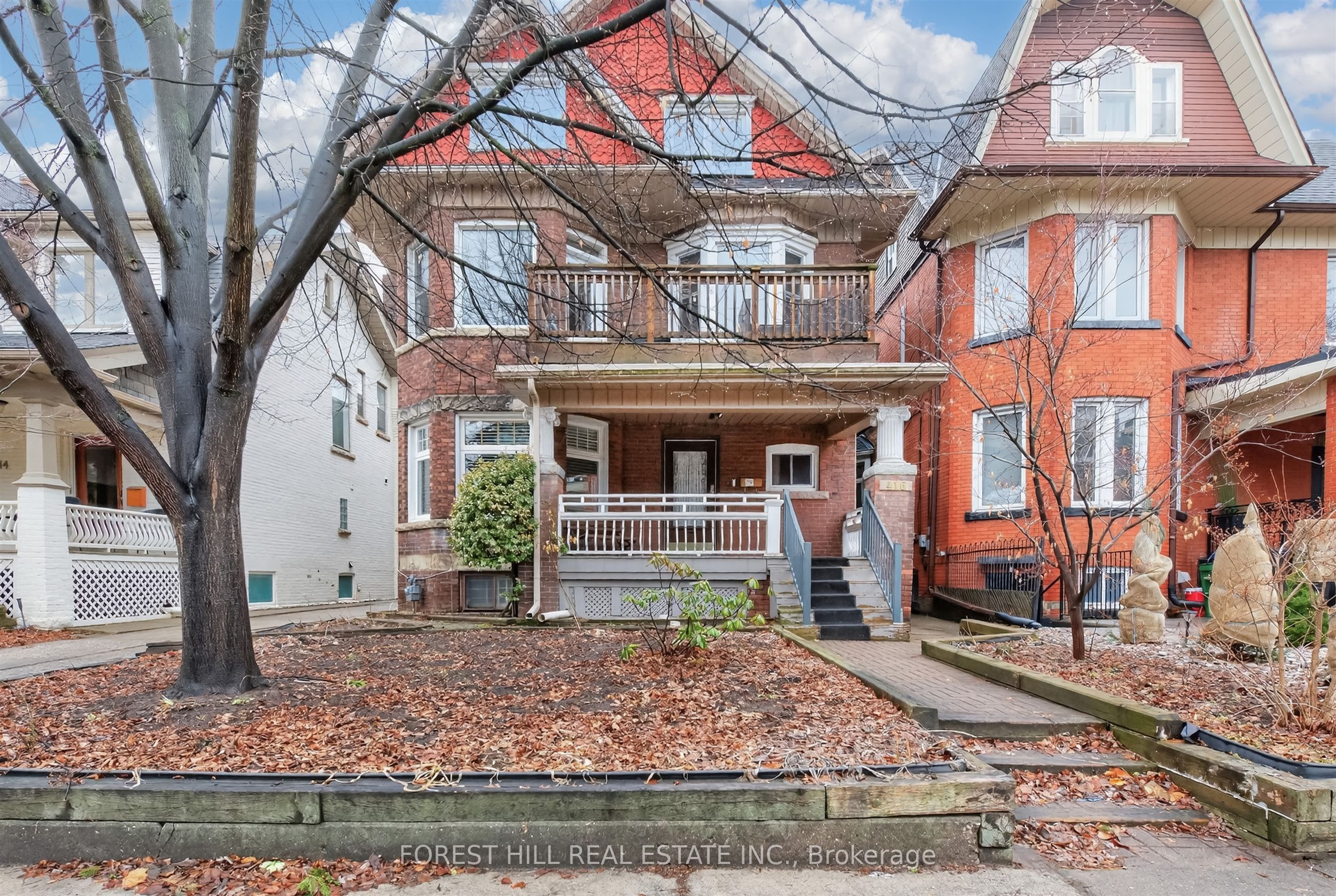Additional image 2 of 2nd Floor-416 Palmerston Boulevard, Toronto, ON, M6G 2N8