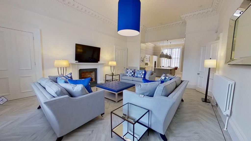 Additional image 6 of 4 bed flat to rentBelgrave Crescent, Edinburgh EH4