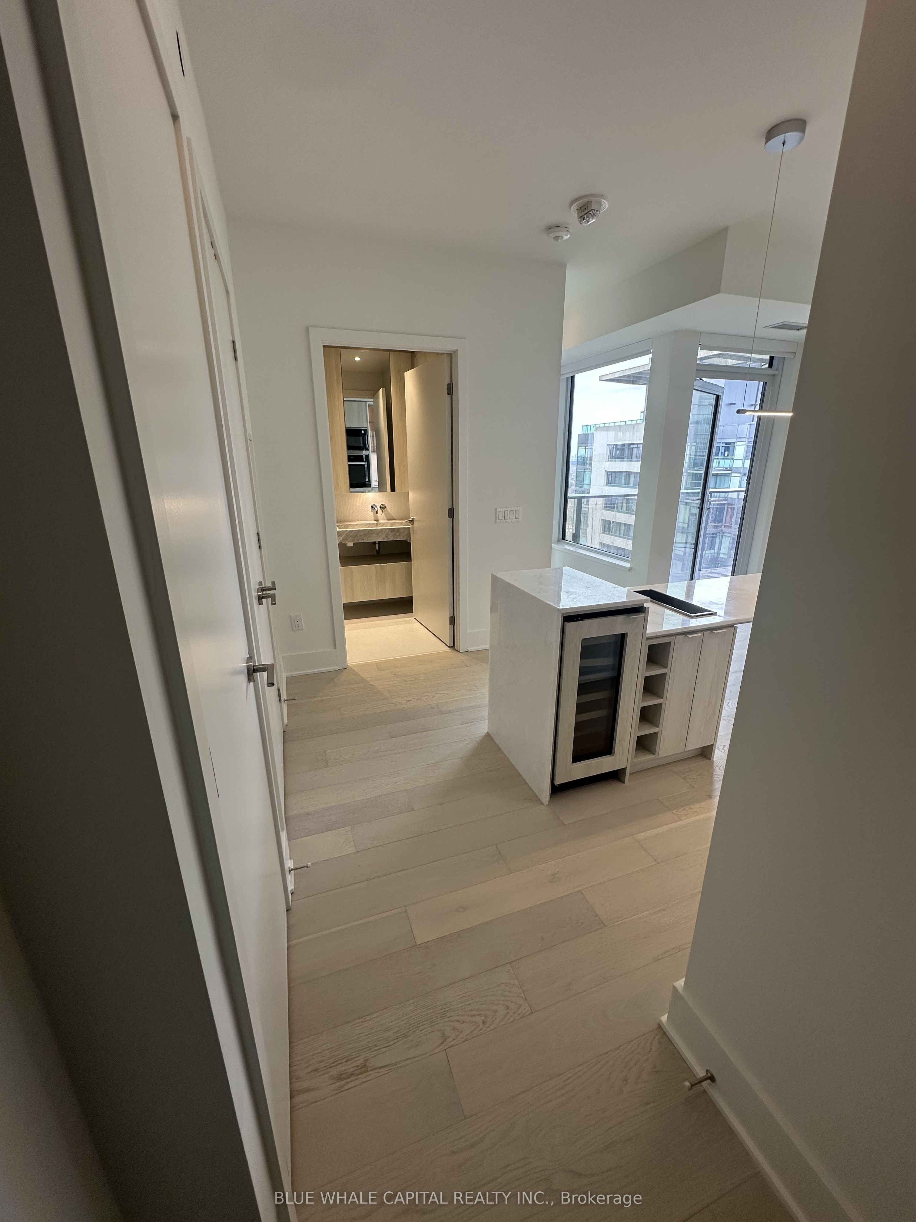 3104-11 Yorkville Avenue, Toronto, ON, M4W 1L2