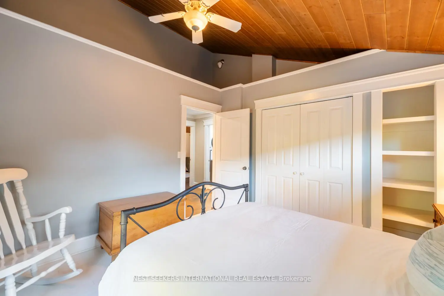 Additional image 10 of 4146 Forest Wood Drive